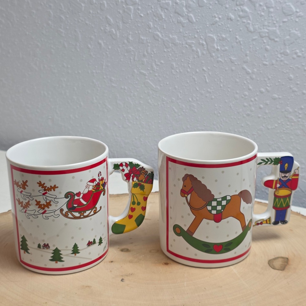 Vintage Action Collector Mug Set Santa‎ Sleigh Rocking Horse Christmas Holiday